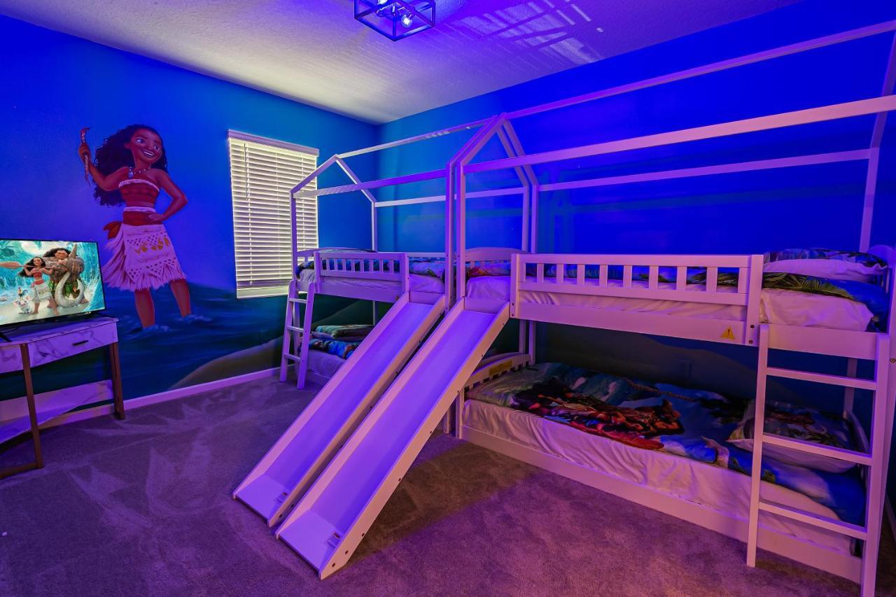 Luxury 12 Bedrooms Pool House 10 Min To Disney4630 คิสซิมมี ภายนอก รูปภาพ